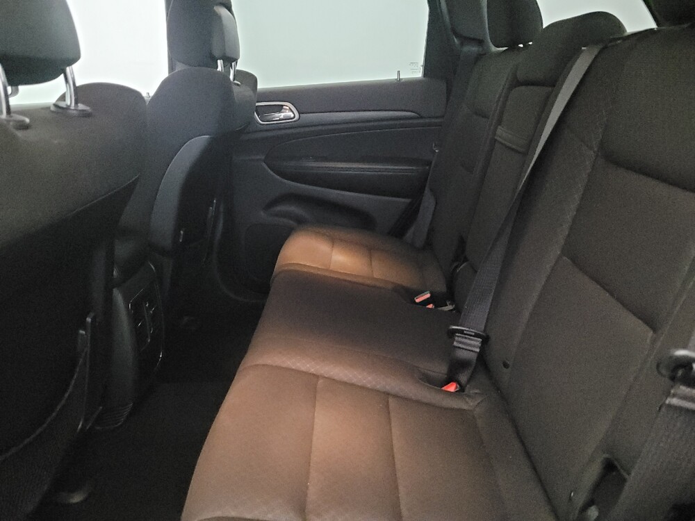 2020 Jeep Grand Cherokee in Temple Hills, MD 20746 - 18125935 18