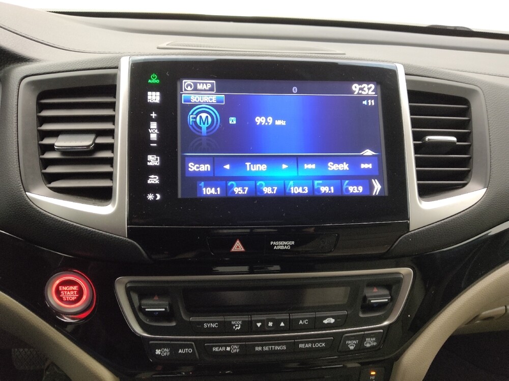 2016 Honda Pilot in Springfield, MO 65807 - 18125936 25