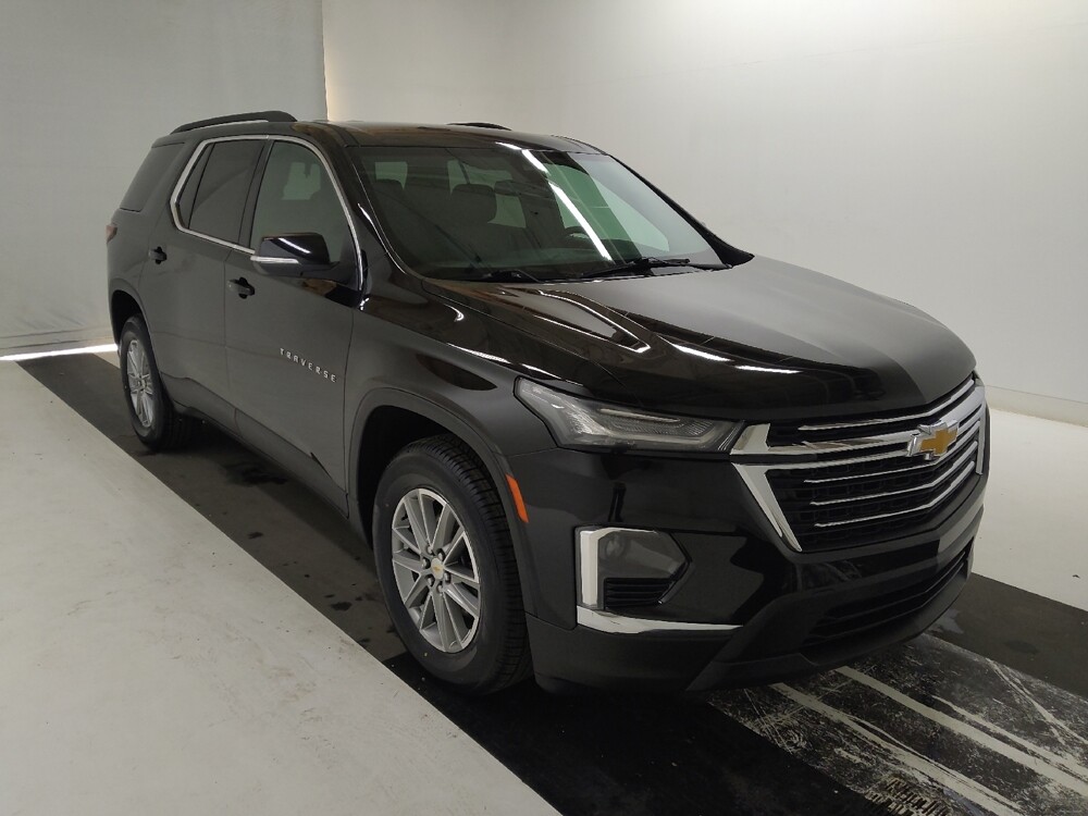 2023 Chevrolet Traverse in St. Louis, MO 63125 - 18125937 13