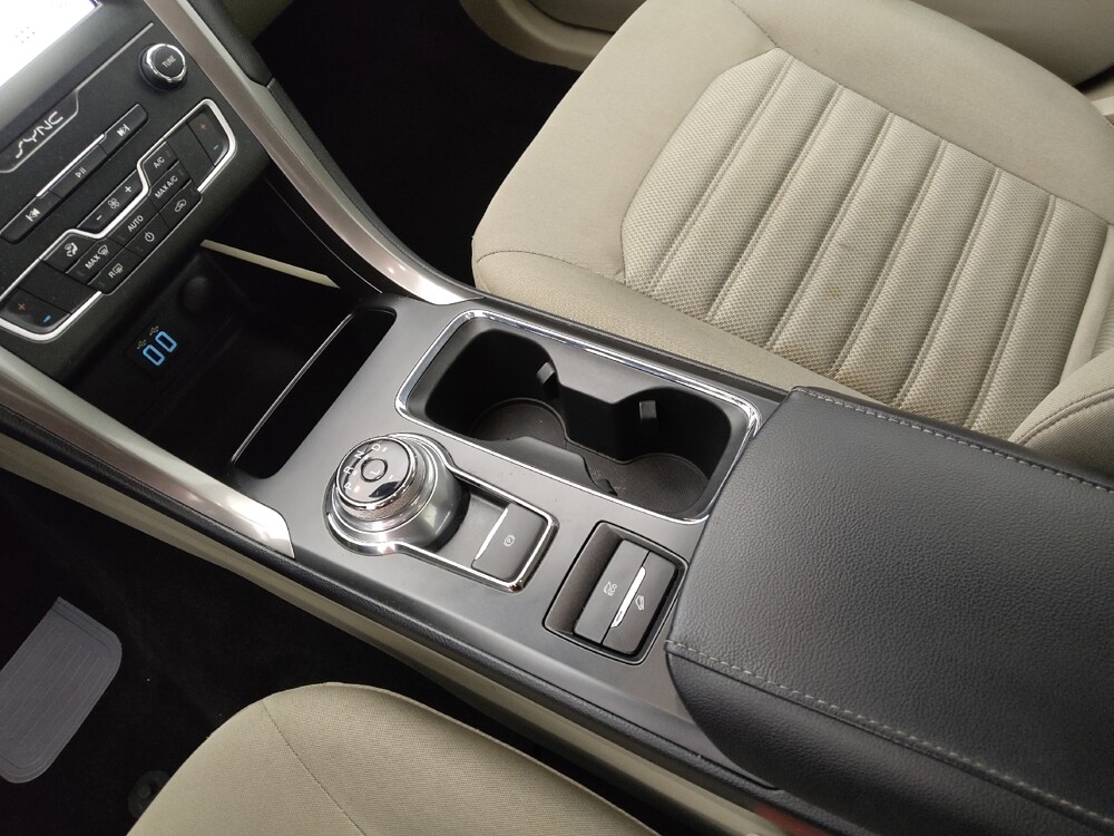 2019 Ford Fusion in Gladstone, MO 64118 - 18125938 26