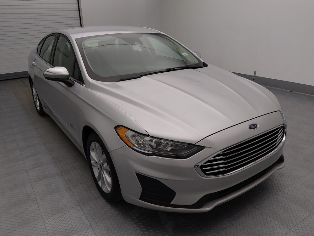 2019 Ford Fusion in Gladstone, MO 64118 - 18125938 13
