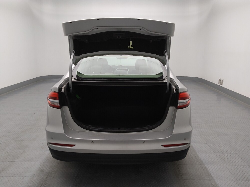 2019 Ford Fusion in Gladstone, MO 64118 - 18125938 29