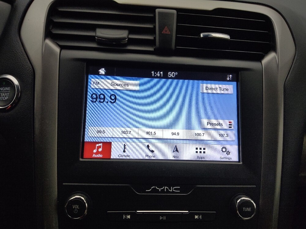 2019 Ford Fusion in Gladstone, MO 64118 - 18125938 25