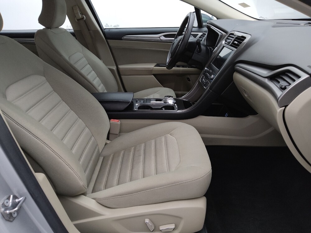 2019 Ford Fusion in Gladstone, MO 64118 - 18125938 21