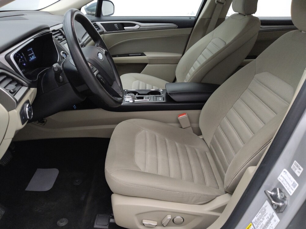 2019 Ford Fusion in Gladstone, MO 64118 - 18125938 17