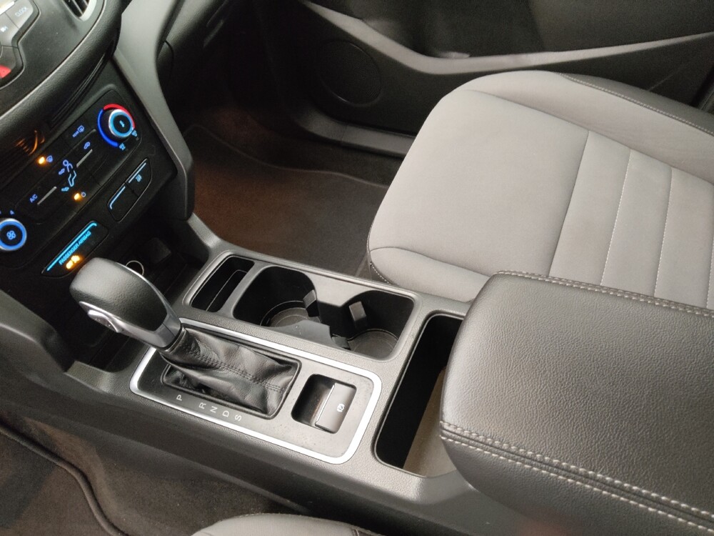 2018 Ford Escape in Gladstone, MO 64118 - 18125941 26