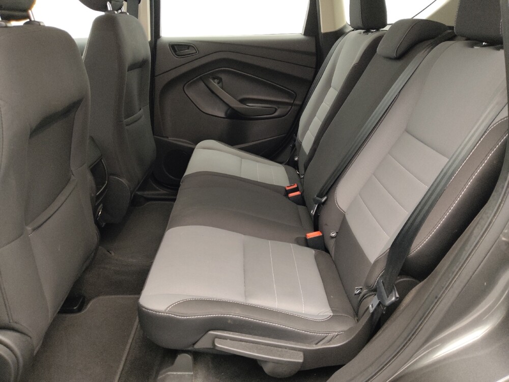 2018 Ford Escape in Gladstone, MO 64118 - 18125941 18