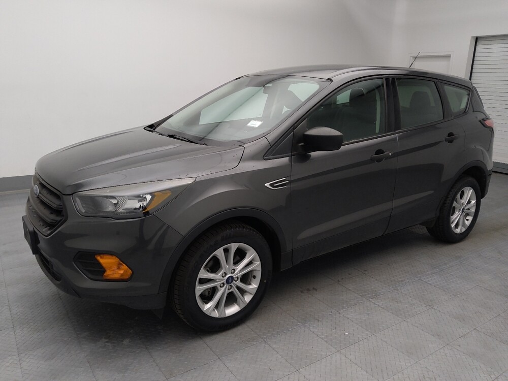 2018 Ford Escape in Gladstone, MO 64118 - 18125941 2