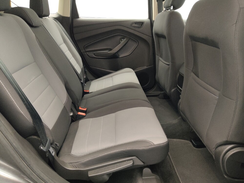 2018 Ford Escape in Gladstone, MO 64118 - 18125941 19