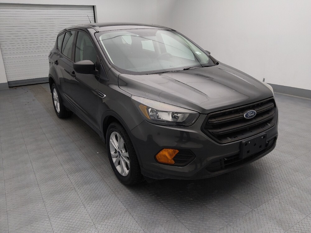 2018 Ford Escape in Gladstone, MO 64118 - 18125941 13