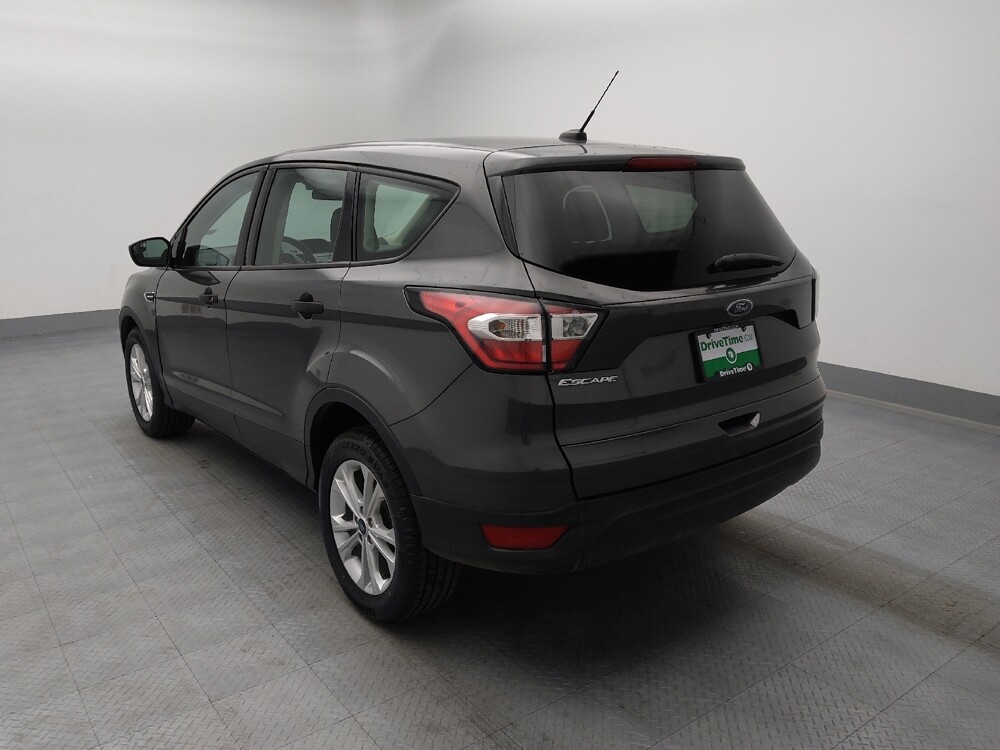 2018 Ford Escape in Gladstone, MO 64118 - 18125941 5