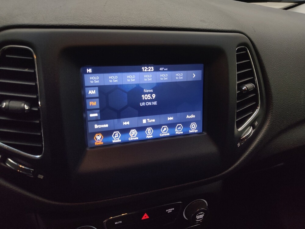 2018 Jeep Compass in Midlothian, IL 60445 - 18125944 25