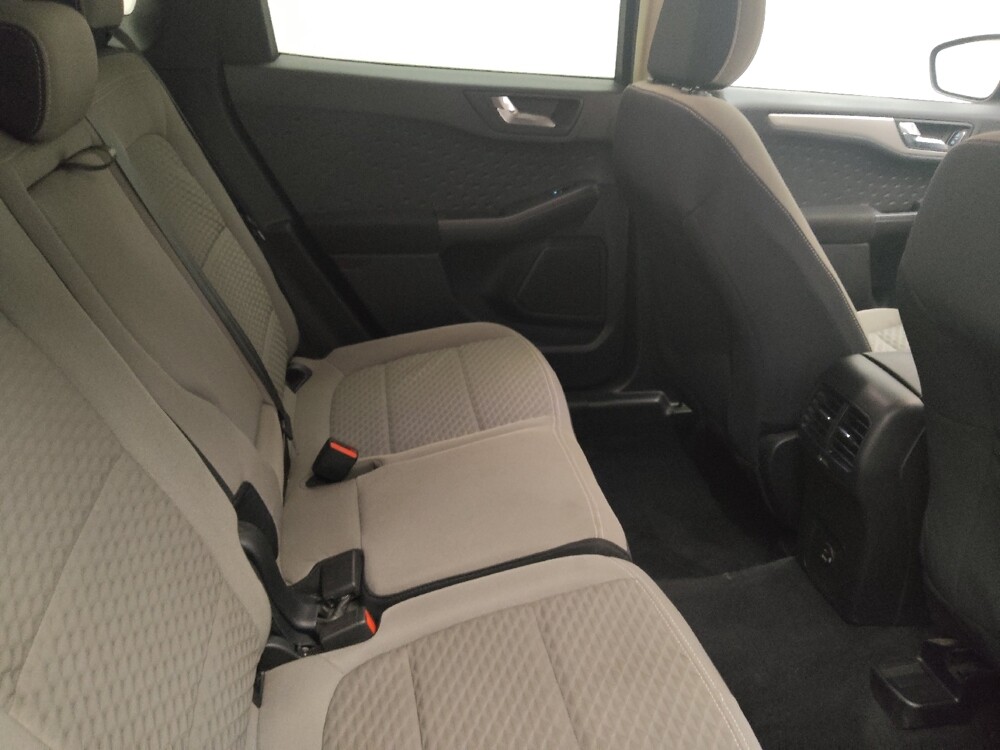 2020 Ford Escape in Midlothian, IL 60445 - 18125946 19