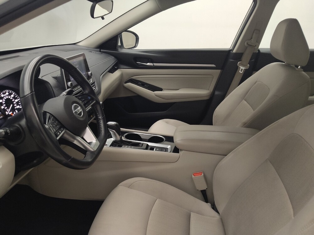 2021 Nissan Altima in Lombard, IL 60148 - 18125948 17