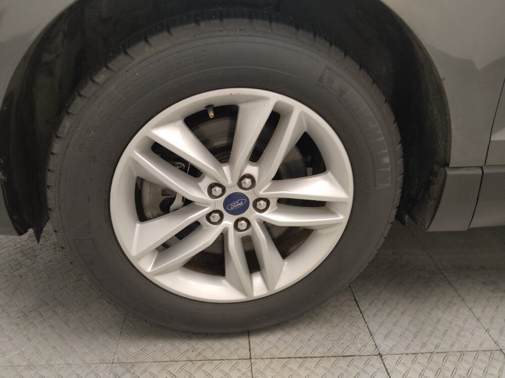 2018 Ford Edge in Des Moines, IA 50310 - 18125952 31