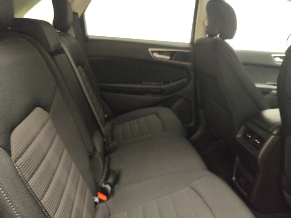 2018 Ford Edge in Des Moines, IA 50310 - 18125952 19