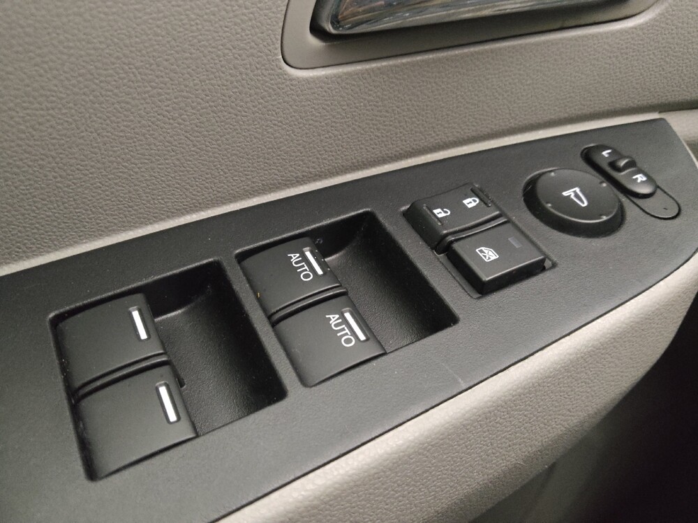 2017 Honda Odyssey in Midlothian, IL 60445 - 18125953 27