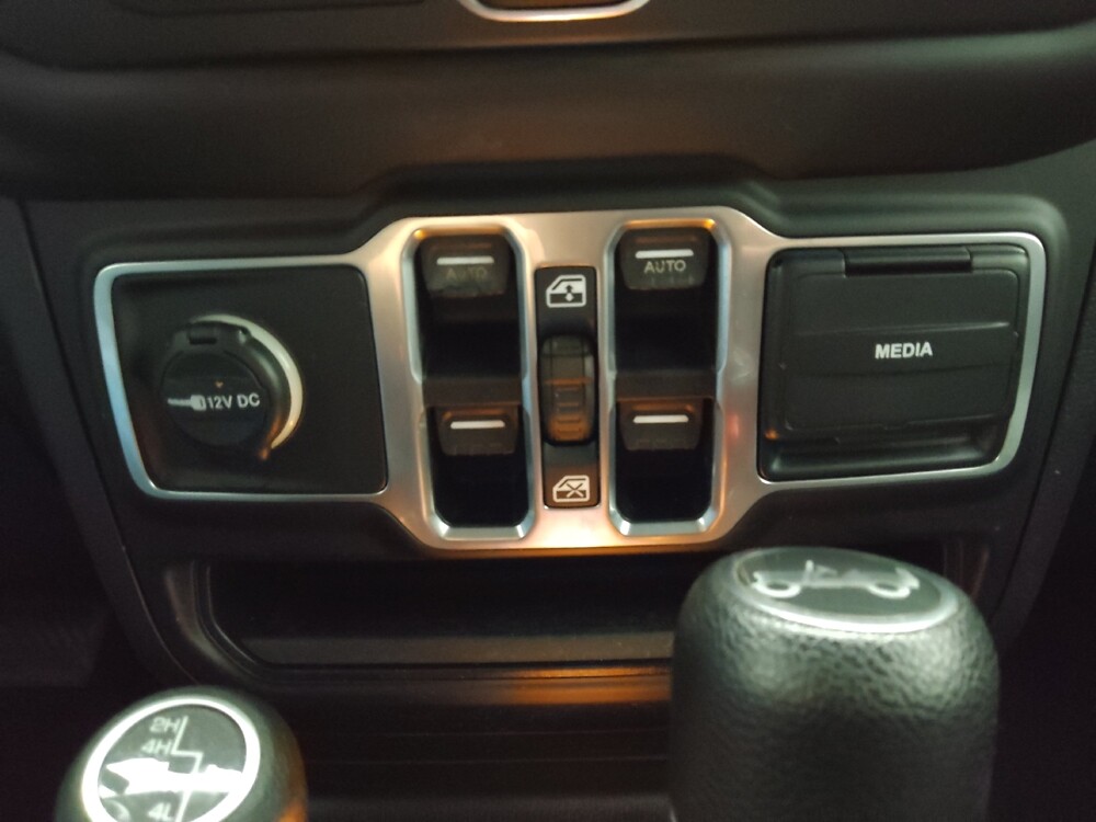 2018 Jeep Wrangler in Midlothian, IL 60445 - 18125956 27