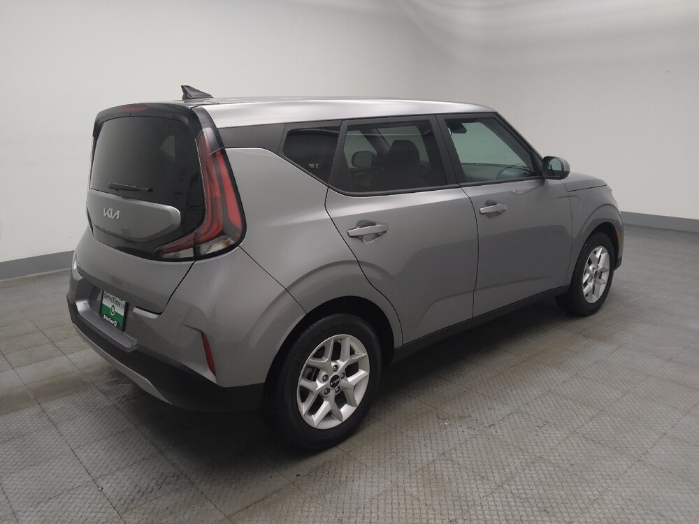 2025 Kia Soul in Des Moines, IA 50310 - 18125957 10