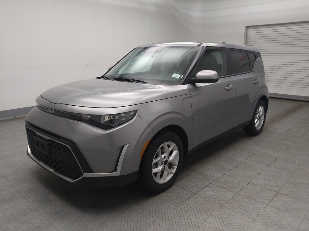 2025 Kia Soul in Des Moines, IA 50310 - 18125957 2
