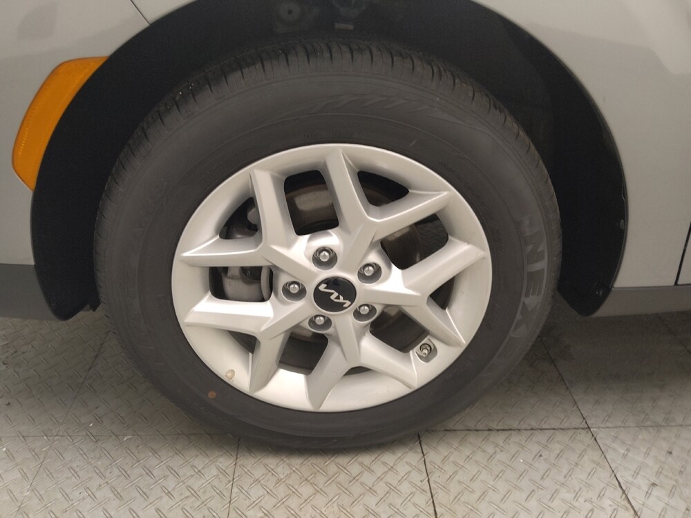 2025 Kia Soul in Des Moines, IA 50310 - 18125957 31