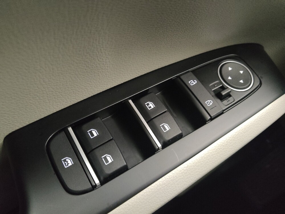 2025 Kia Soul in Des Moines, IA 50310 - 18125957 27