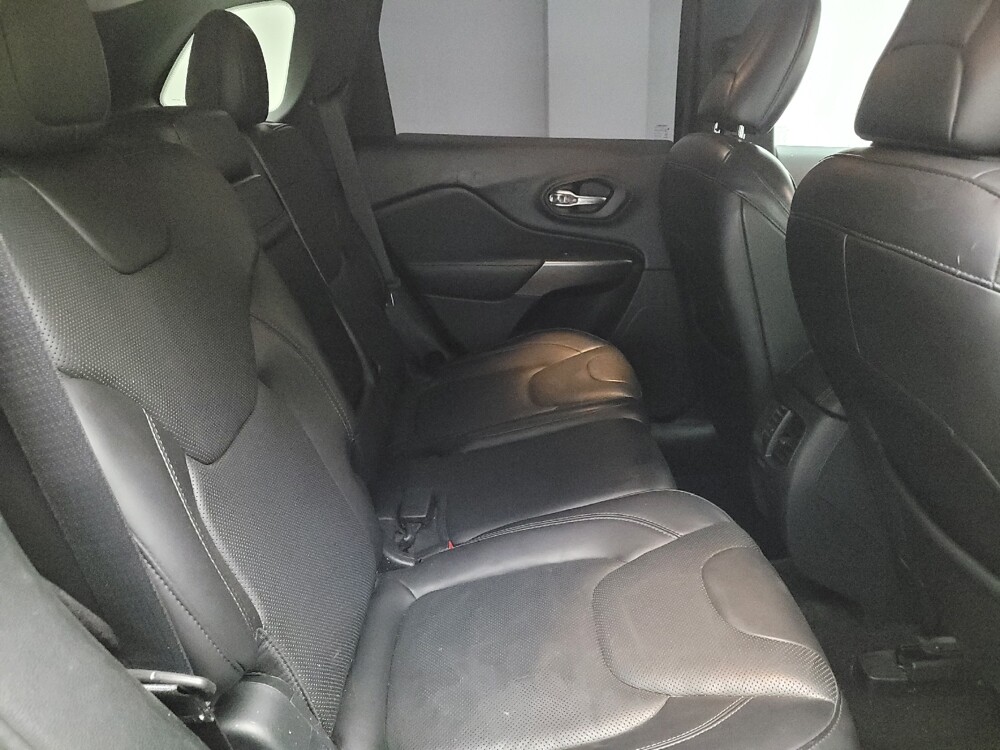 2019 Jeep Cherokee in Taylor, MI 48180 - 18125959 21