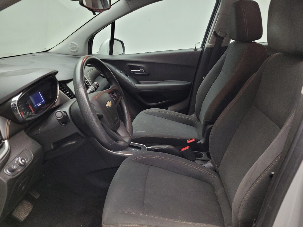 2017 Chevrolet Trax in Taylor, MI 48180 - 18125962 17