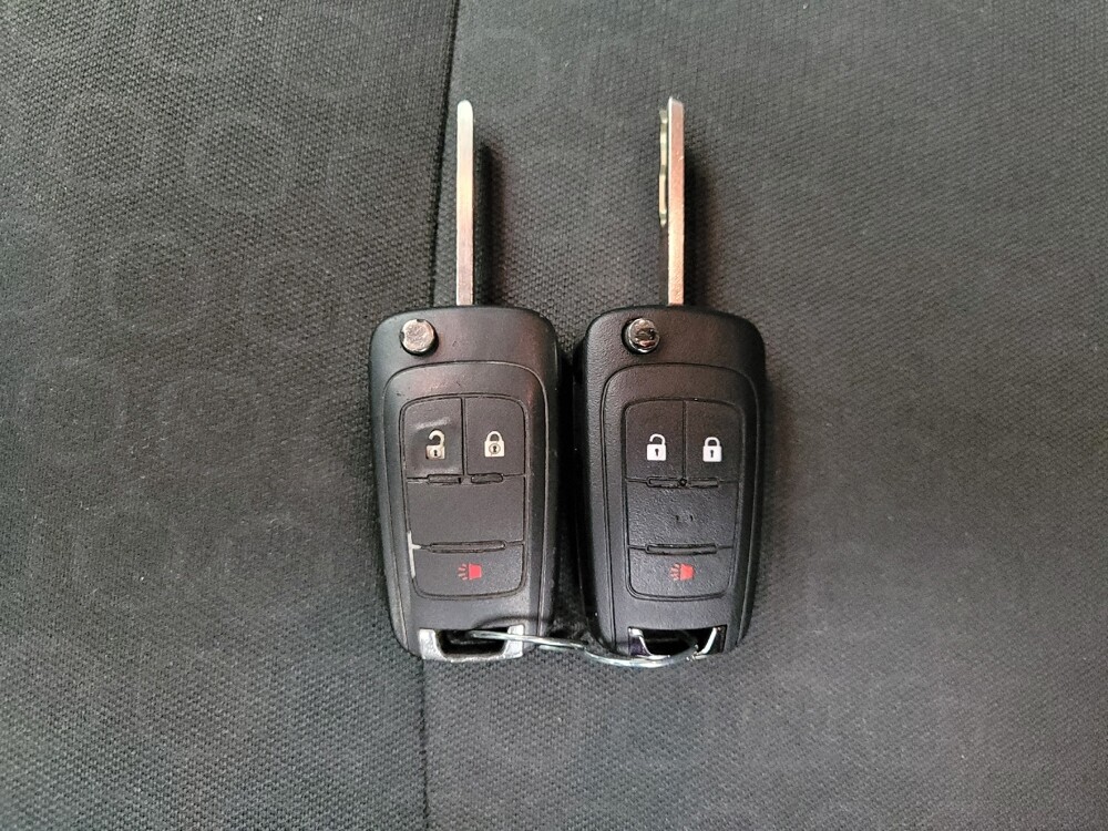 2017 Chevrolet Trax in Taylor, MI 48180 - 18125962 32