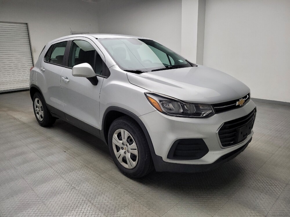 2017 Chevrolet Trax in Taylor, MI 48180 - 18125962 13