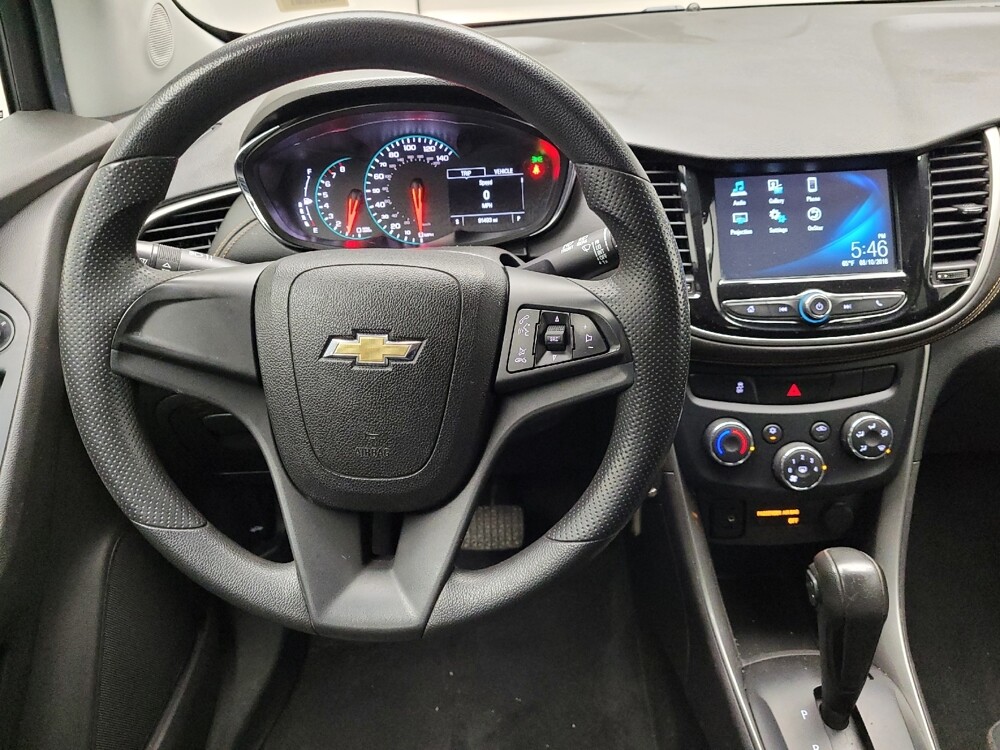 2017 Chevrolet Trax in Taylor, MI 48180 - 18125962 22