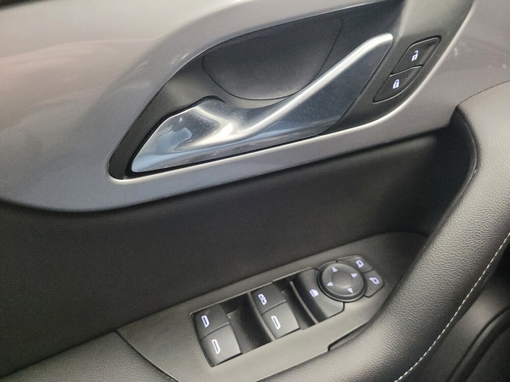 2024 Chevrolet Blazer in Taylor, MI 48180 - 18125965 27