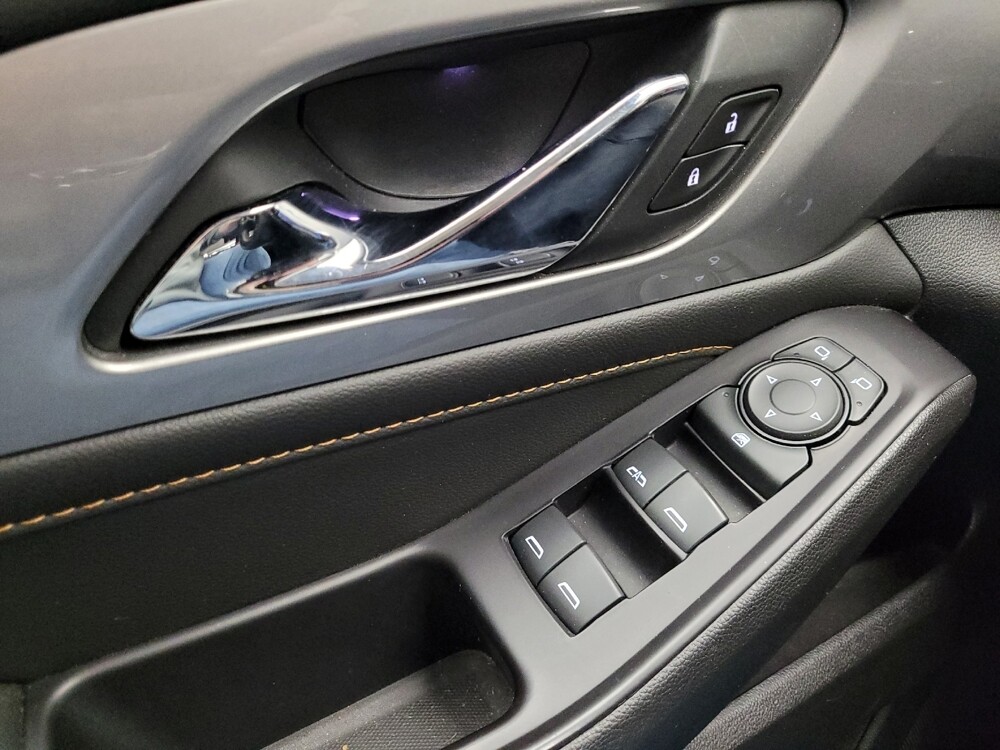 2019 Chevrolet Traverse in Taylor, MI 48180 - 18125967 27