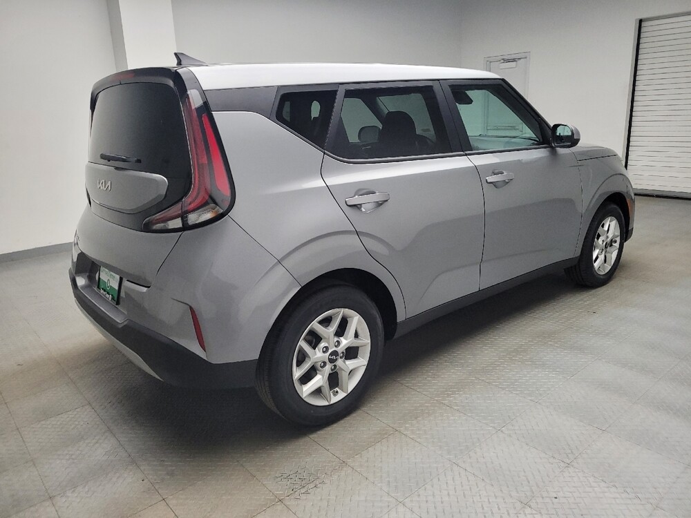 2024 Kia Soul in Taylor, MI 48180 - 18125968 10