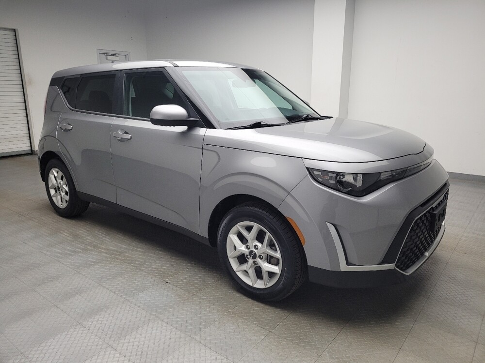 2024 Kia Soul in Taylor, MI 48180 - 18125968 11