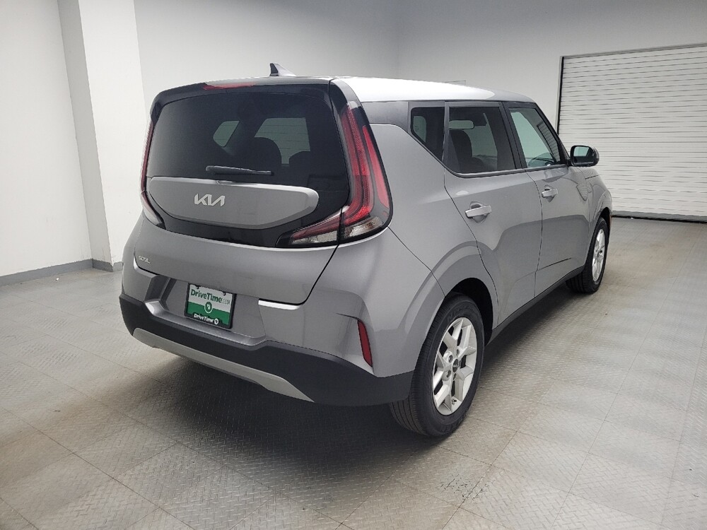 2024 Kia Soul in Taylor, MI 48180 - 18125968 9