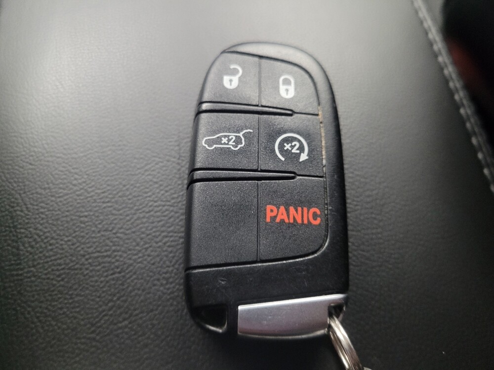 2018 Dodge Durango in Indianapolis, IN 46222 - 18125969 32