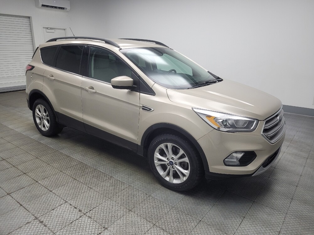 2018 Ford Escape in Indianapolis, IN 46222 - 18125970 11