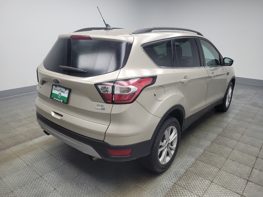 2018 Ford Escape in Indianapolis, IN 46222 - 18125970 9