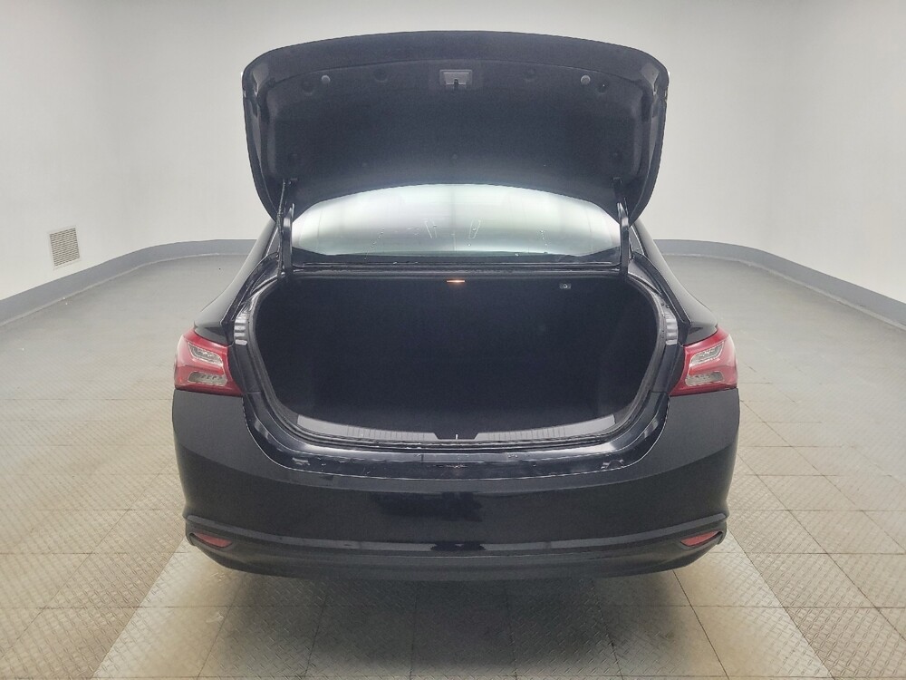 2022 Chevrolet Malibu in Indianapolis, IN 46222 - 18125972 29