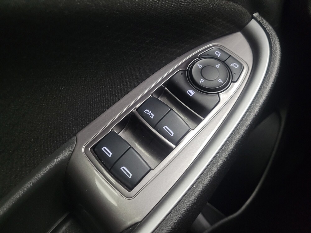 2022 Chevrolet Malibu in Indianapolis, IN 46222 - 18125972 27