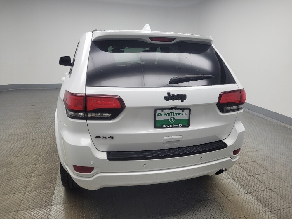 2018 Jeep Grand Cherokee in Indianapolis, IN 46222 - 18125974 6