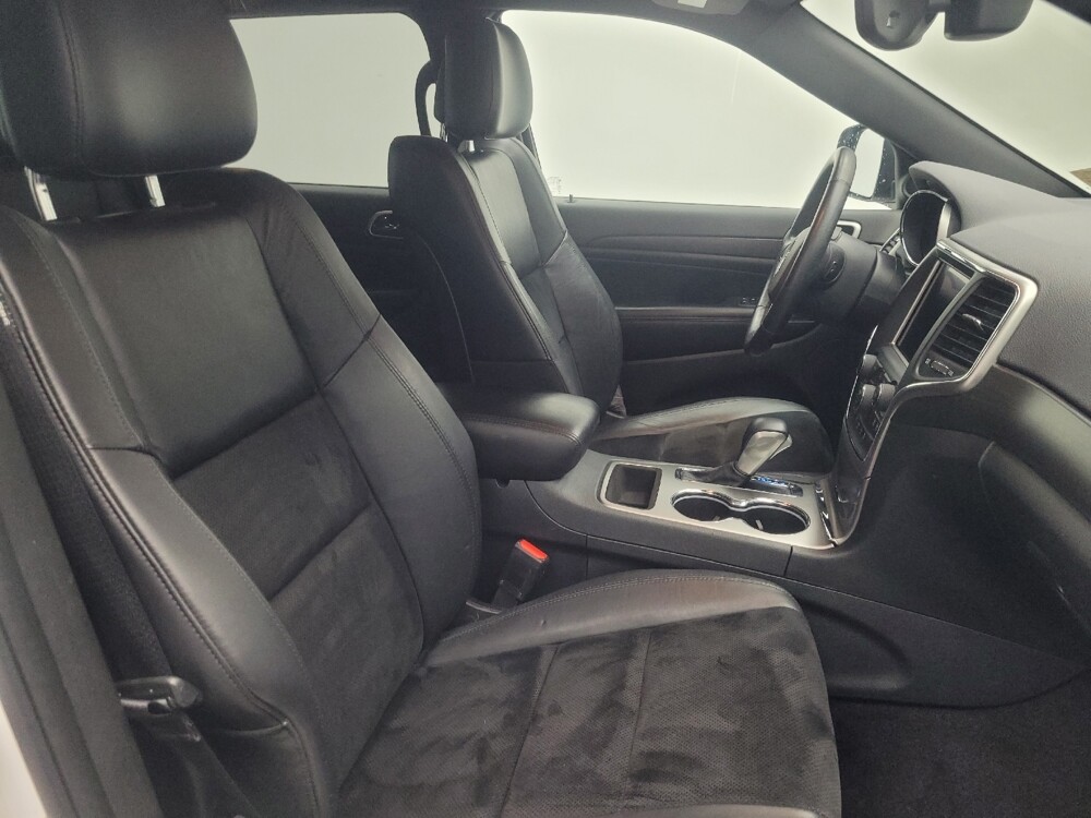 2018 Jeep Grand Cherokee in Indianapolis, IN 46222 - 18125974 21