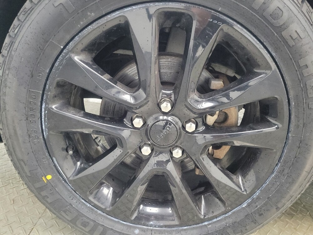 2018 Jeep Grand Cherokee in Indianapolis, IN 46222 - 18125974 31