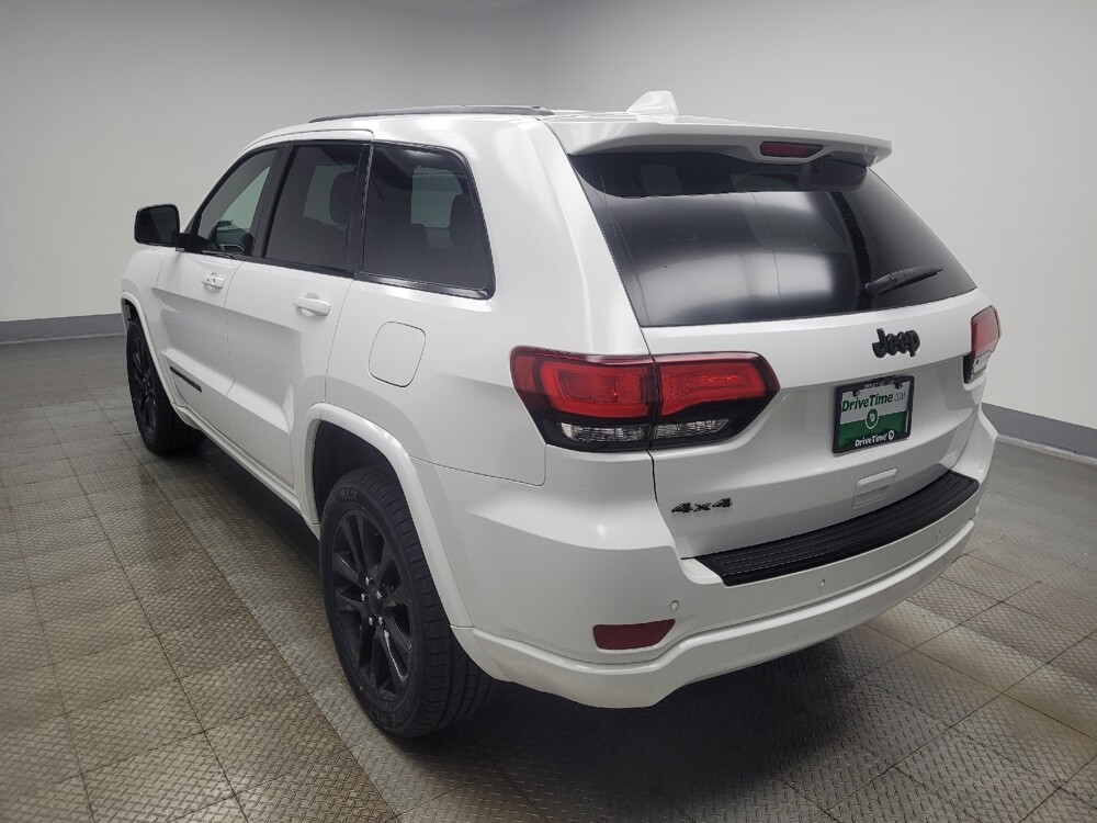 2018 Jeep Grand Cherokee in Indianapolis, IN 46222 - 18125974 5