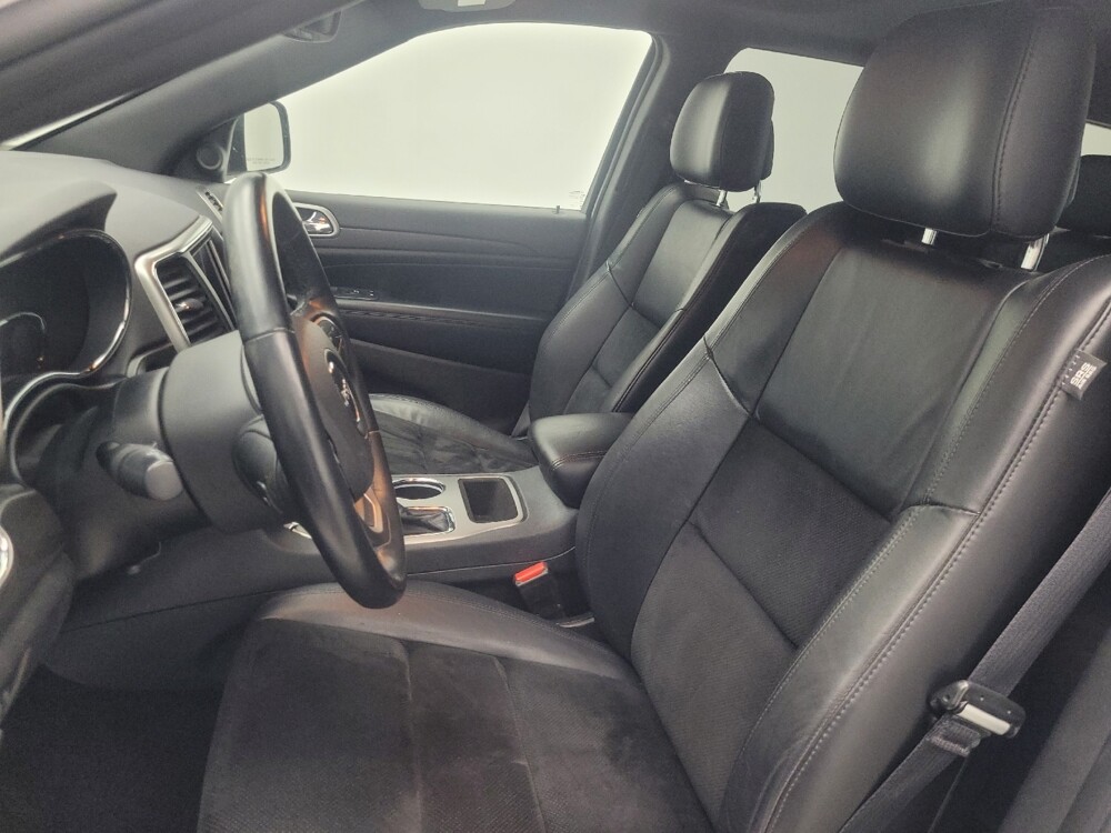2018 Jeep Grand Cherokee in Indianapolis, IN 46222 - 18125974 17