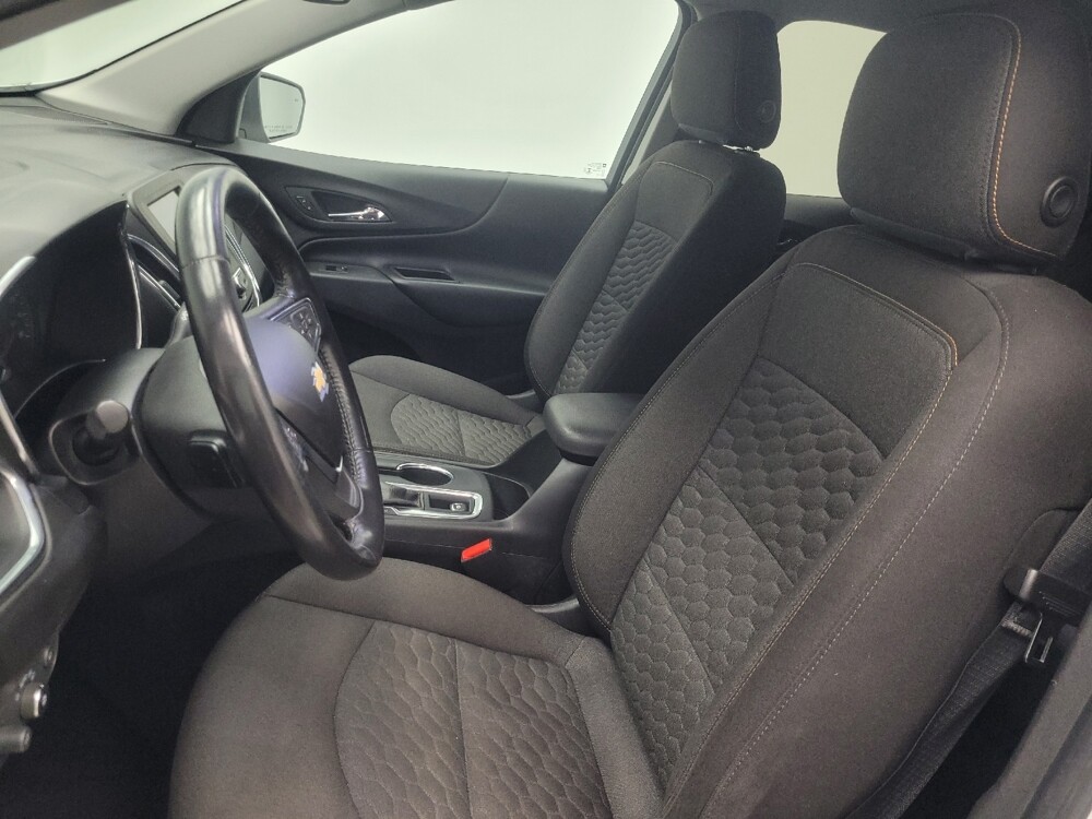 2020 Chevrolet Equinox in Indianapolis, IN 46222 - 18125975 17