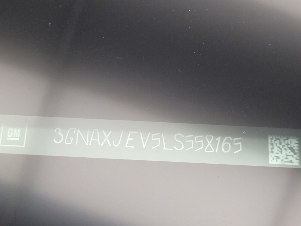 2020 Chevrolet Equinox in Indianapolis, IN 46222 - 18125975 33