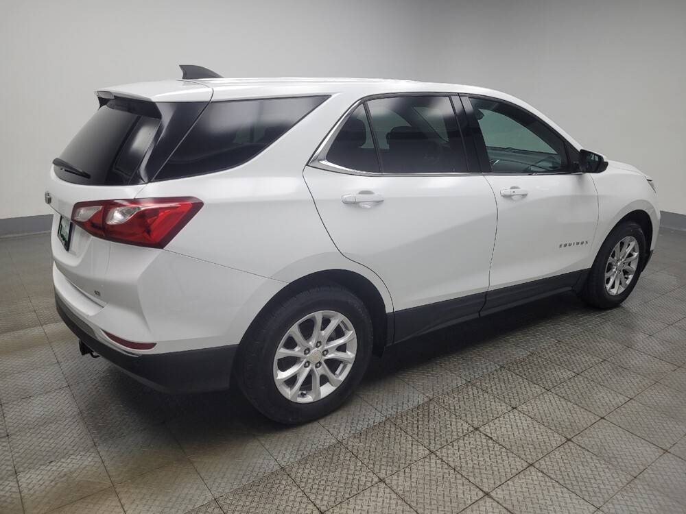 2020 Chevrolet Equinox in Indianapolis, IN 46222 - 18125975 10