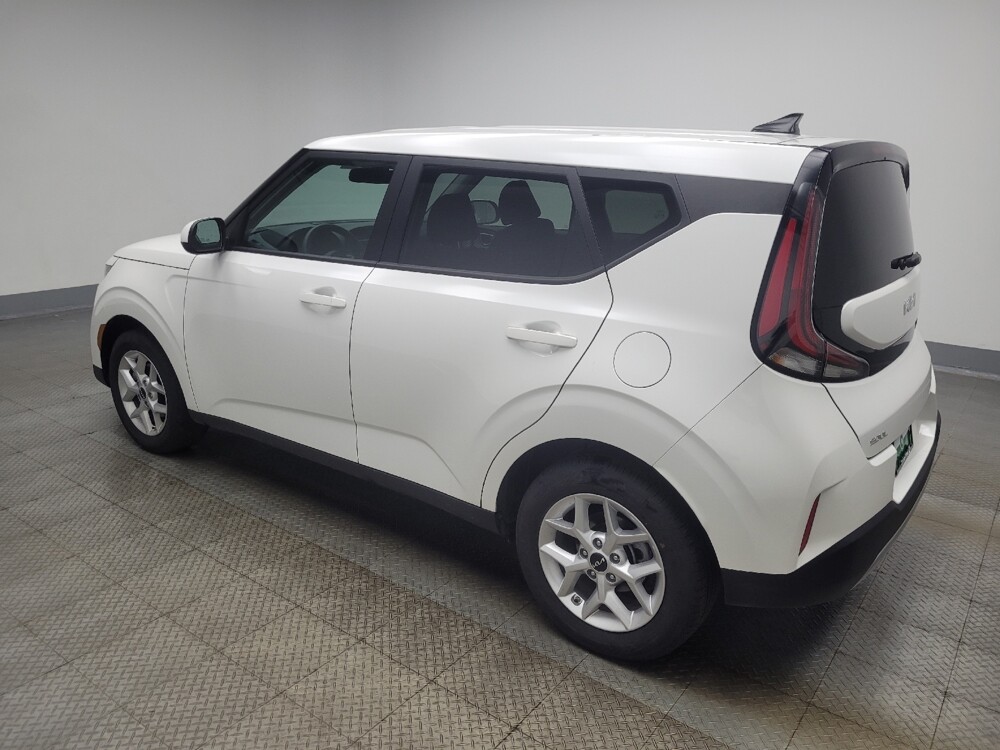 2025 Kia Soul in Ft Wayne, IN 46805 - 18125976 3